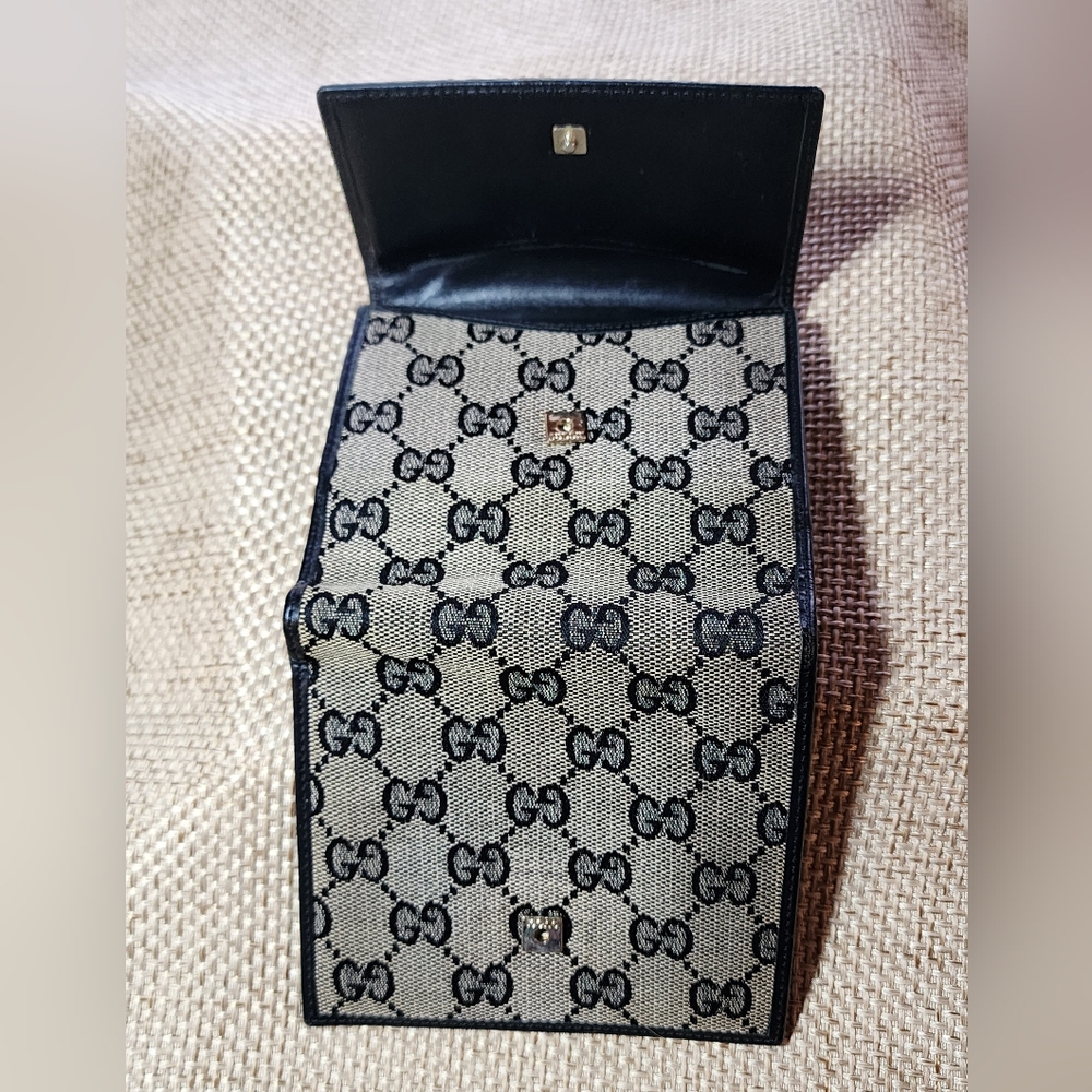 Gucci Black GG Canvas and Leather French Compact Wallet - Picture 2 of 16